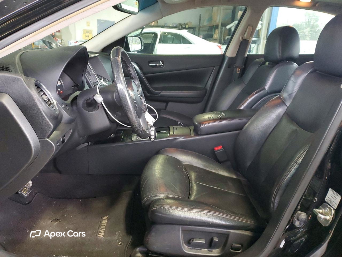 Nissan Maxima 2014
