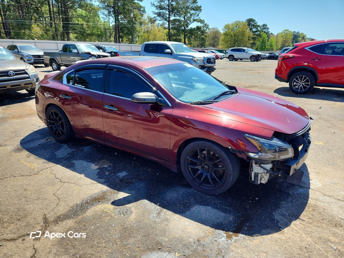 Nissan Maxima 2012