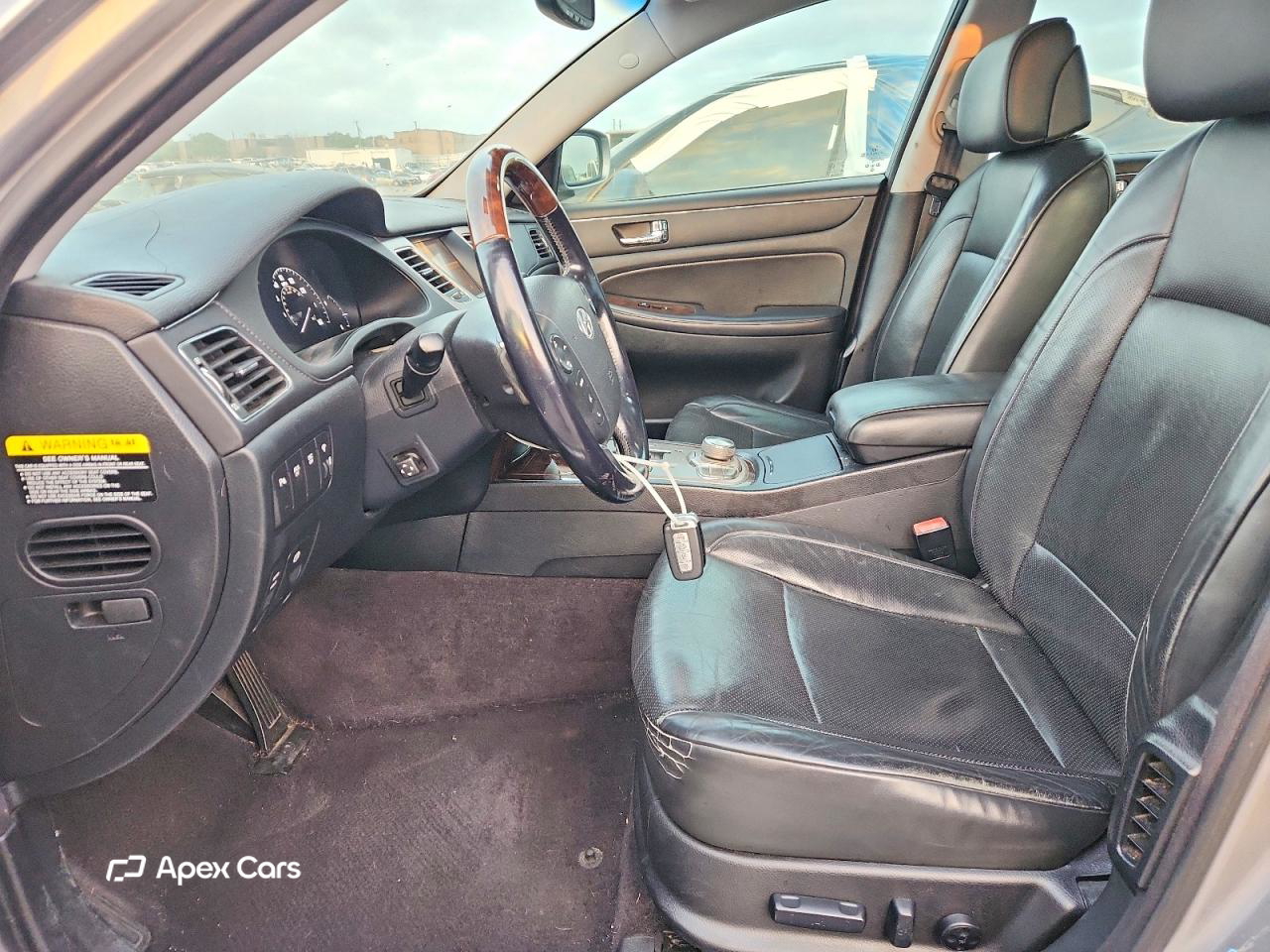 Hyundai Genesis 2010