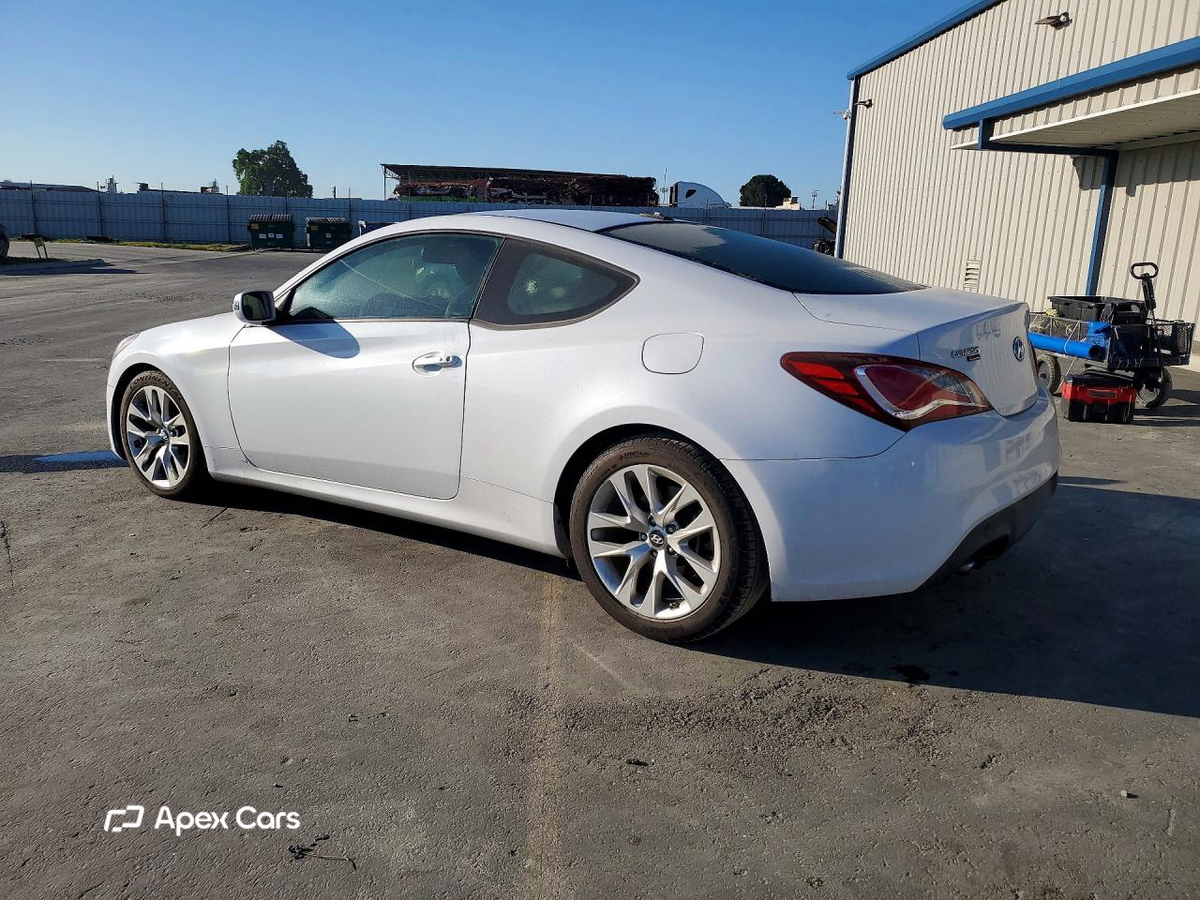 Hyundai Genesis 2016