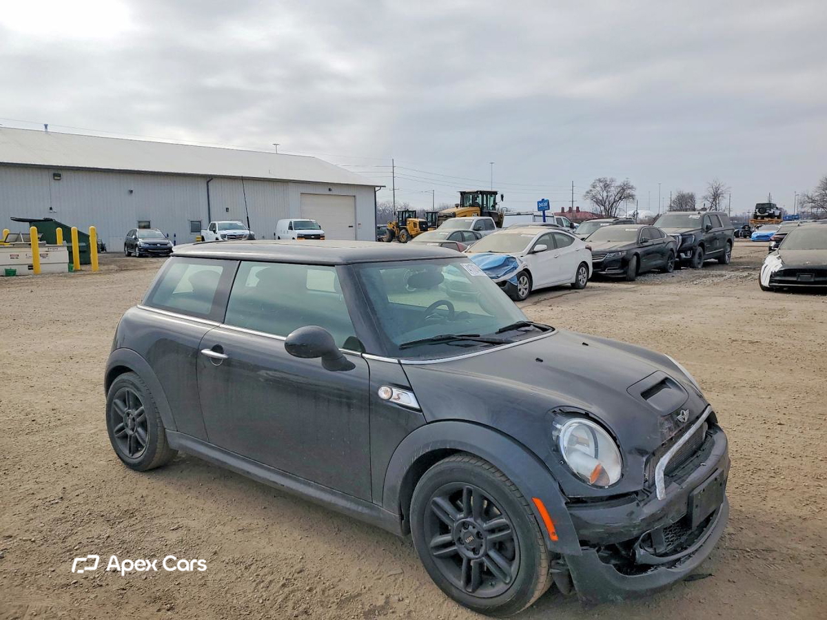 MINI Cooper 2012