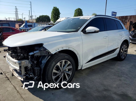 Audi Q6 2025 - Image 1 of 14
