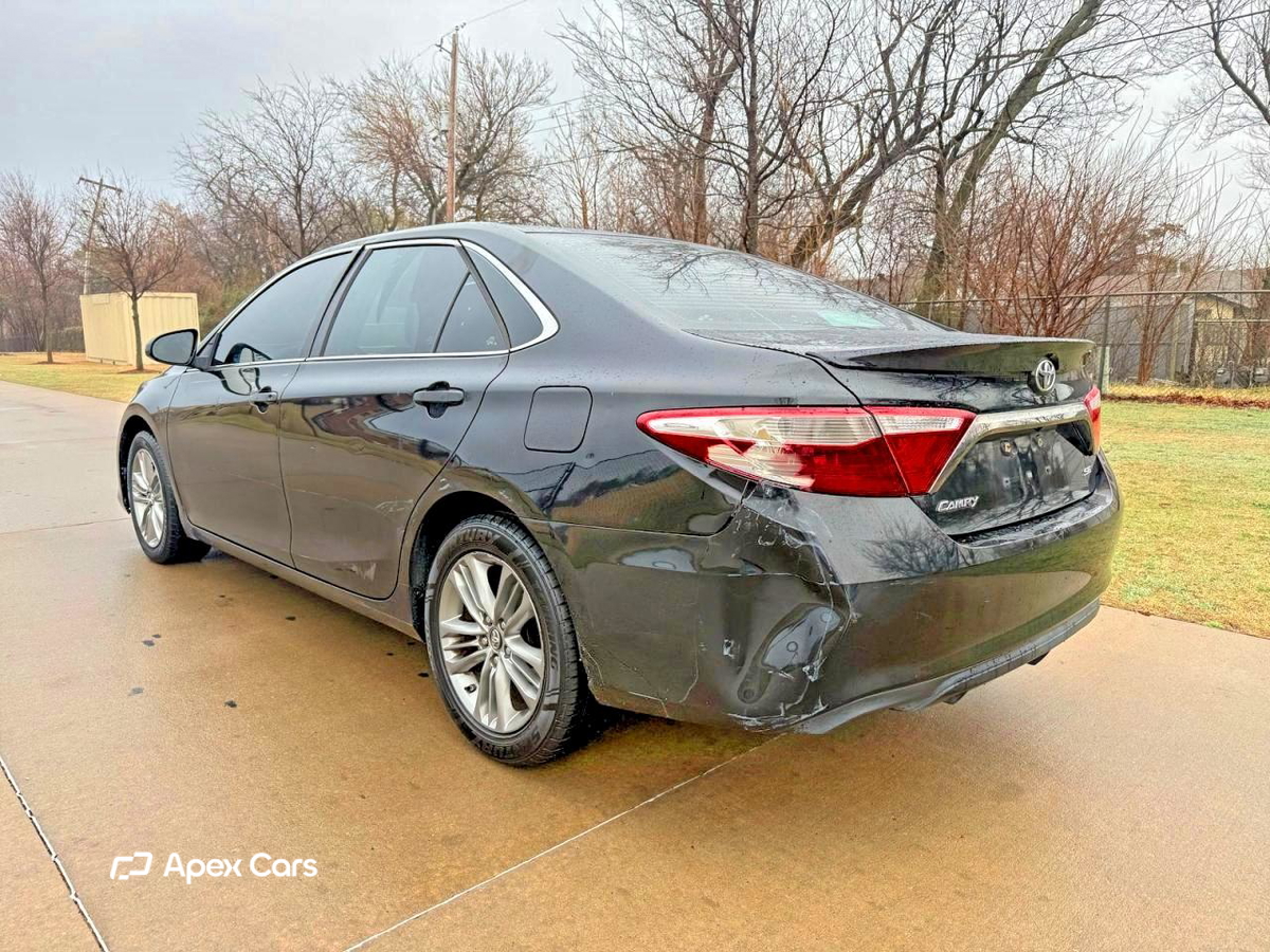 Toyota Camry 2016