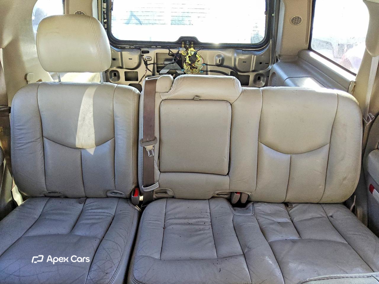 Chevrolet Tahoe 2003