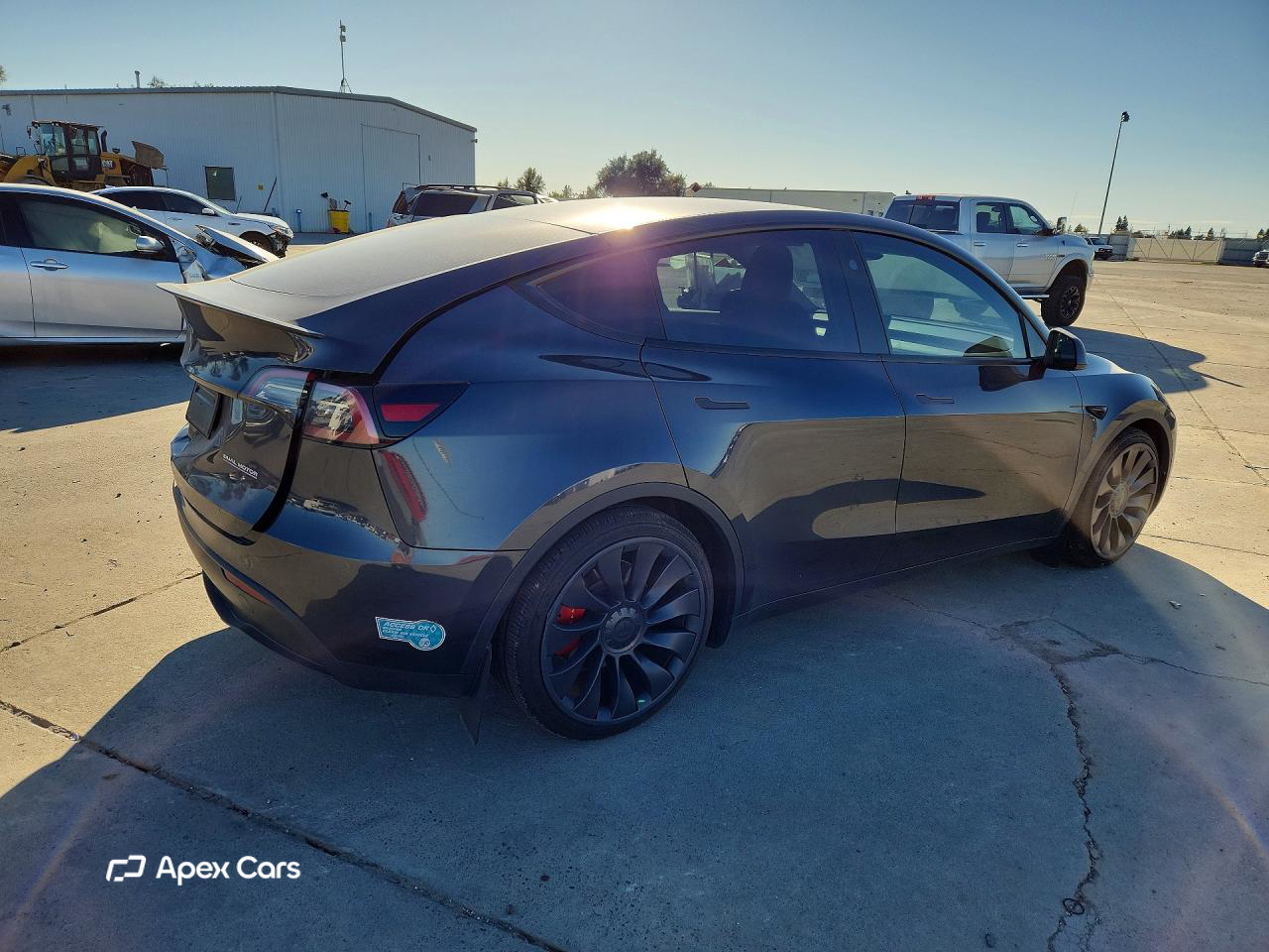 Tesla Model Y 2024