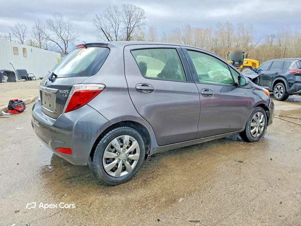 Toyota Yaris 2013