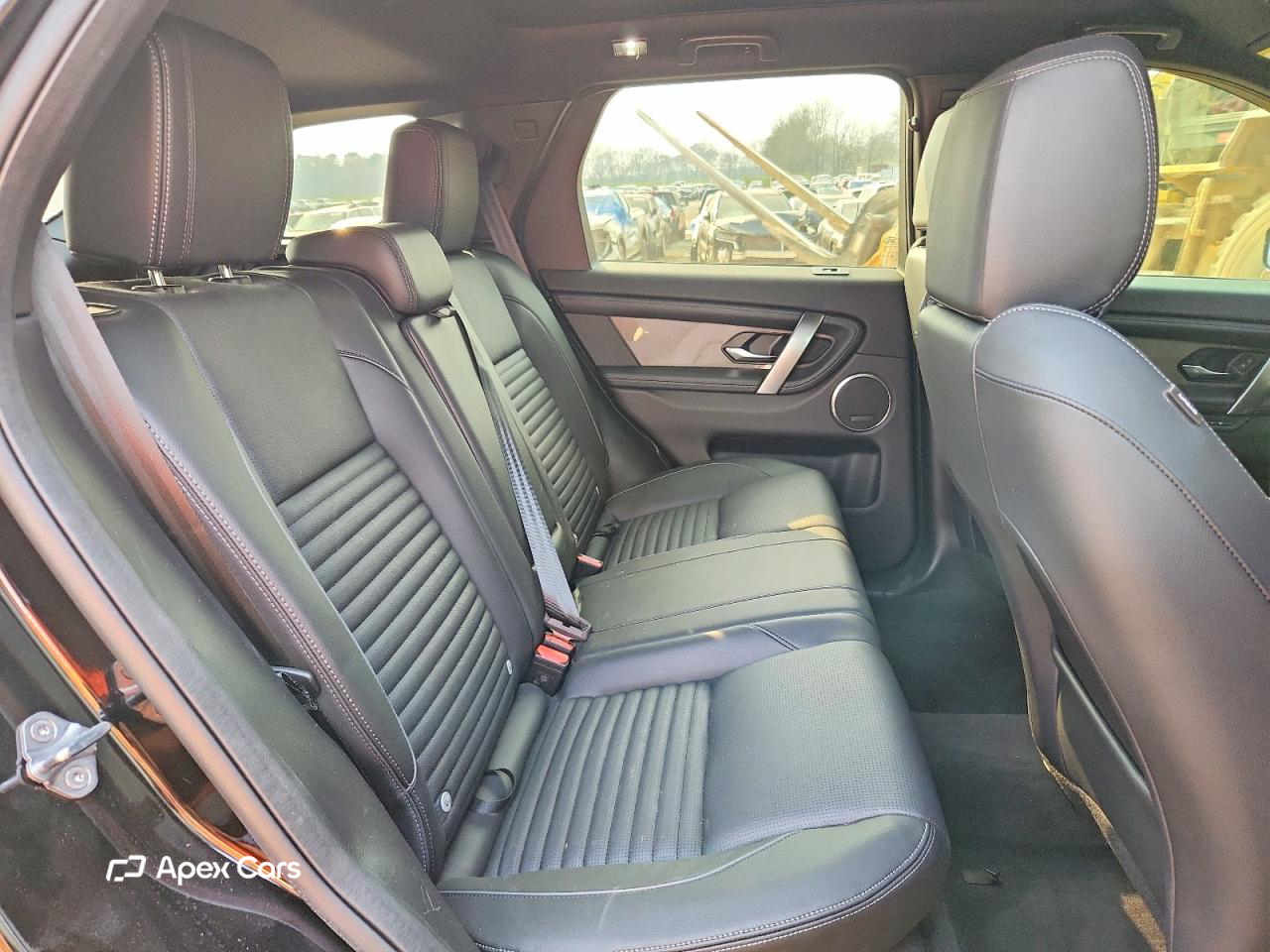Land Rover Discovery 2024
