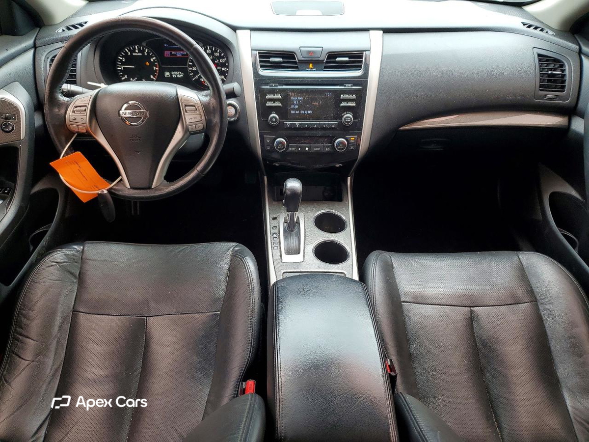 Nissan Altima 2015