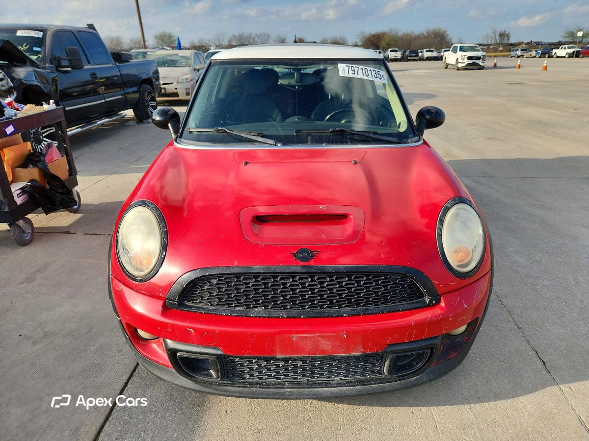 MINI Cooper 2011