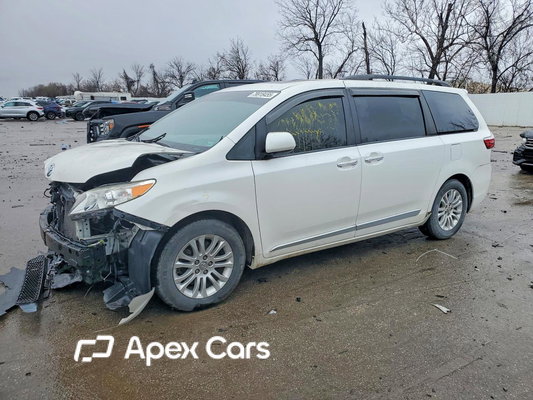 Toyota Sienna 2017 - Image 1 of 14