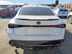 Lexus IS 2025
