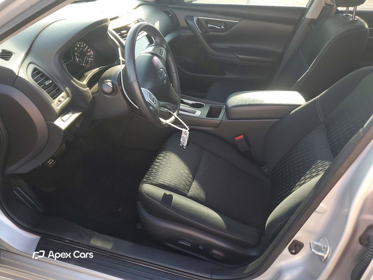 Nissan Altima 2017
