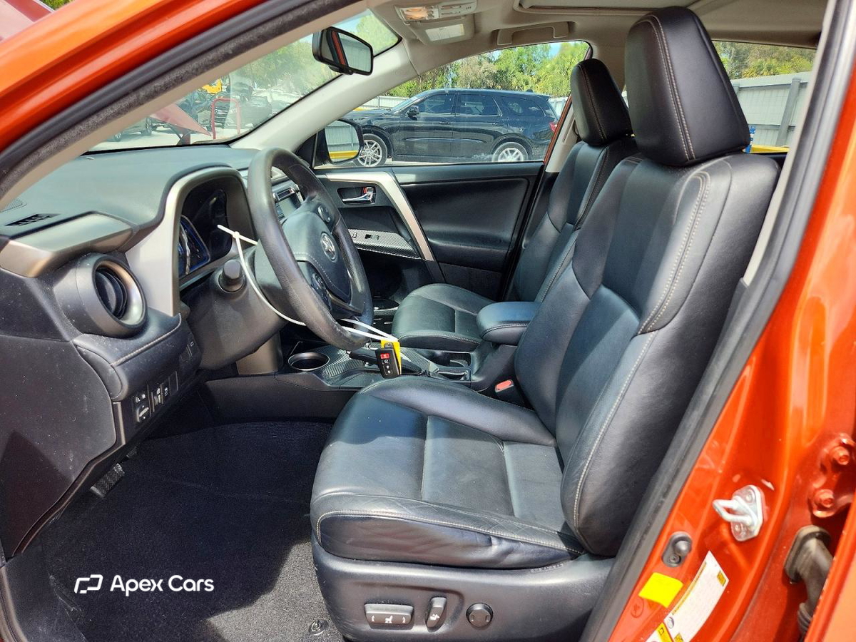 Toyota RAV 4 2015