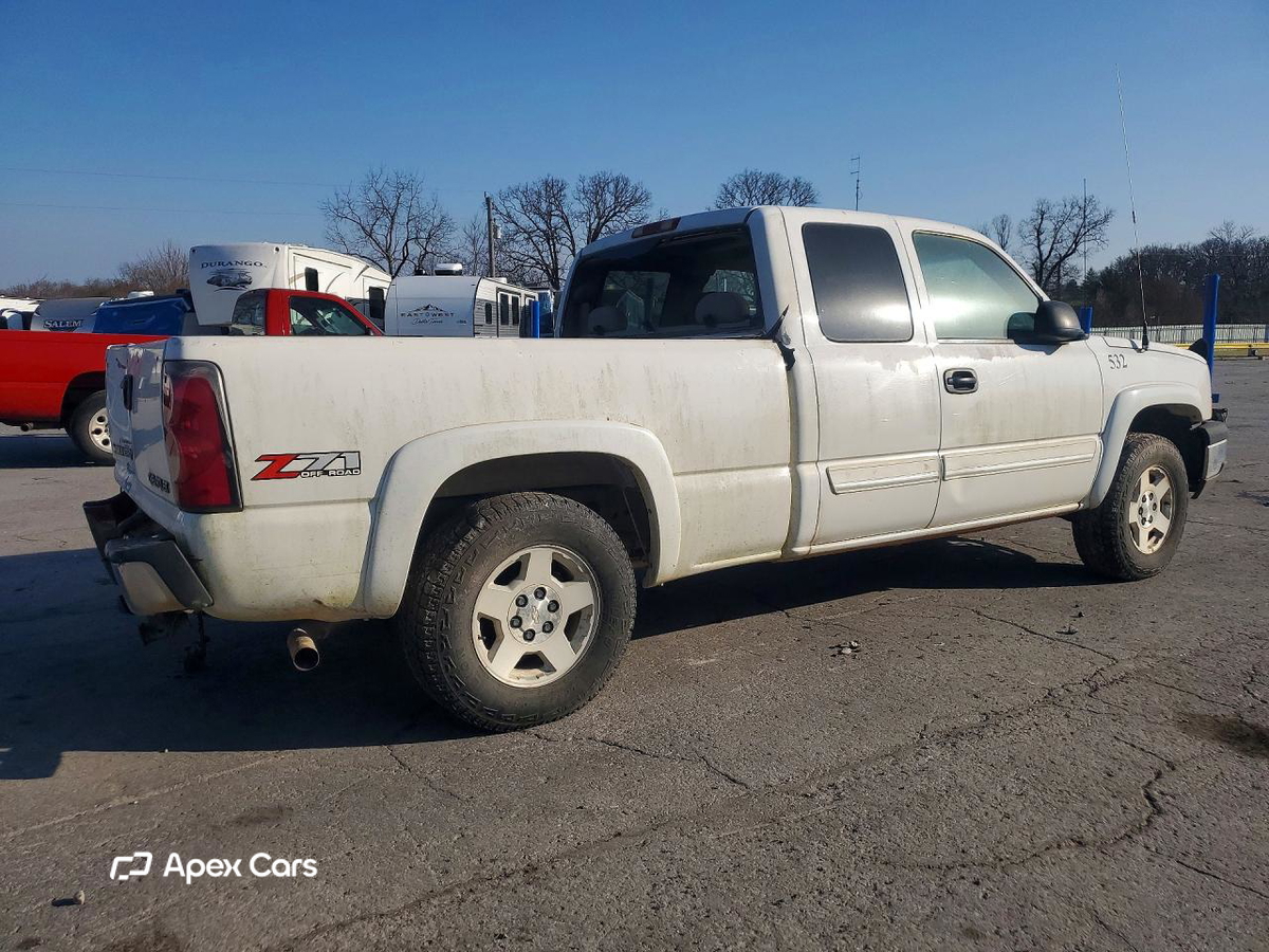 Chevrolet Silverado 2004