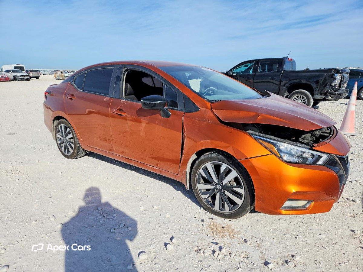 Nissan Versa 2021
