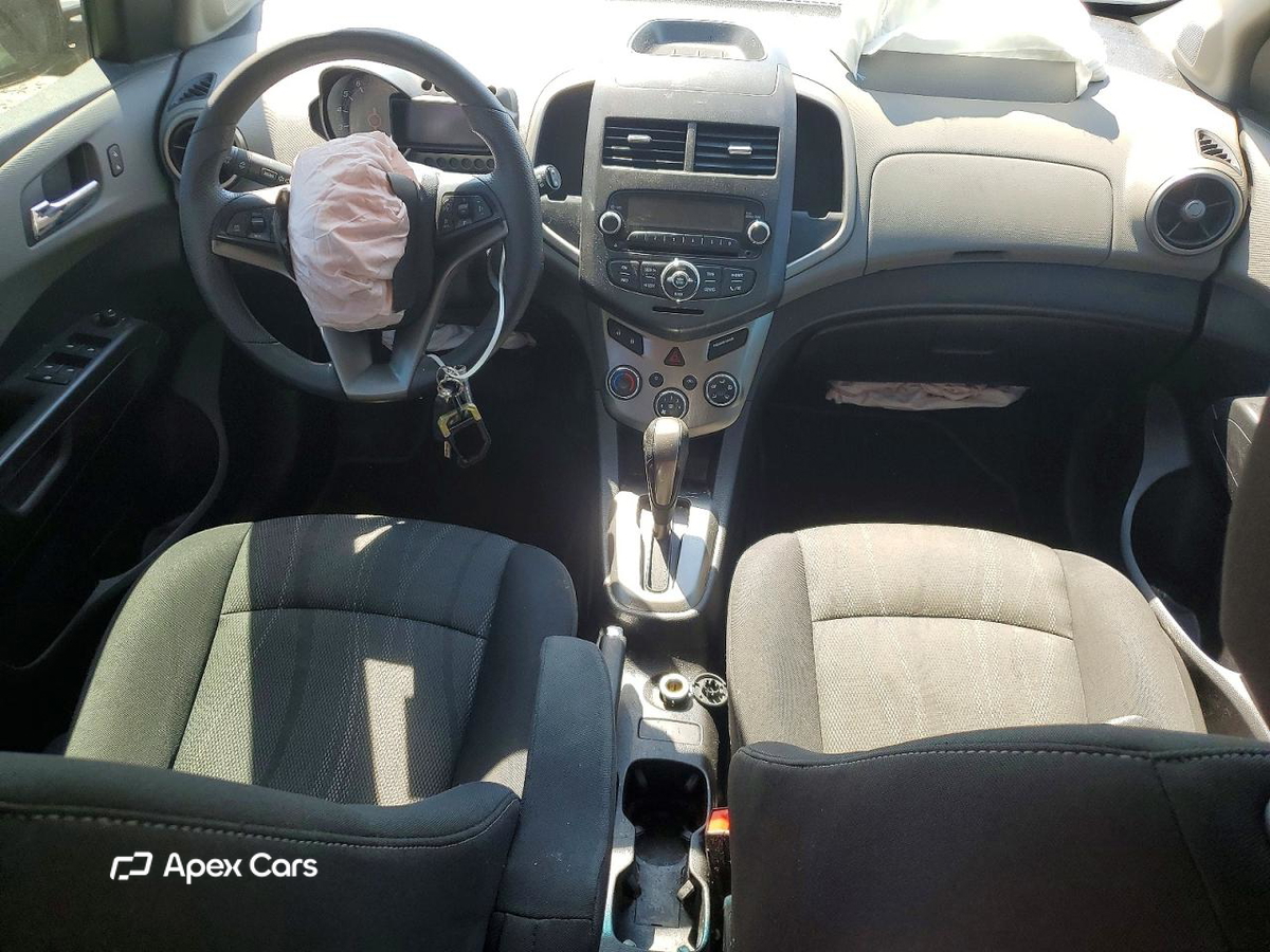Chevrolet Sonic 2015
