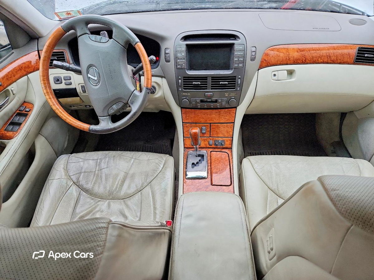 Lexus LS 2005