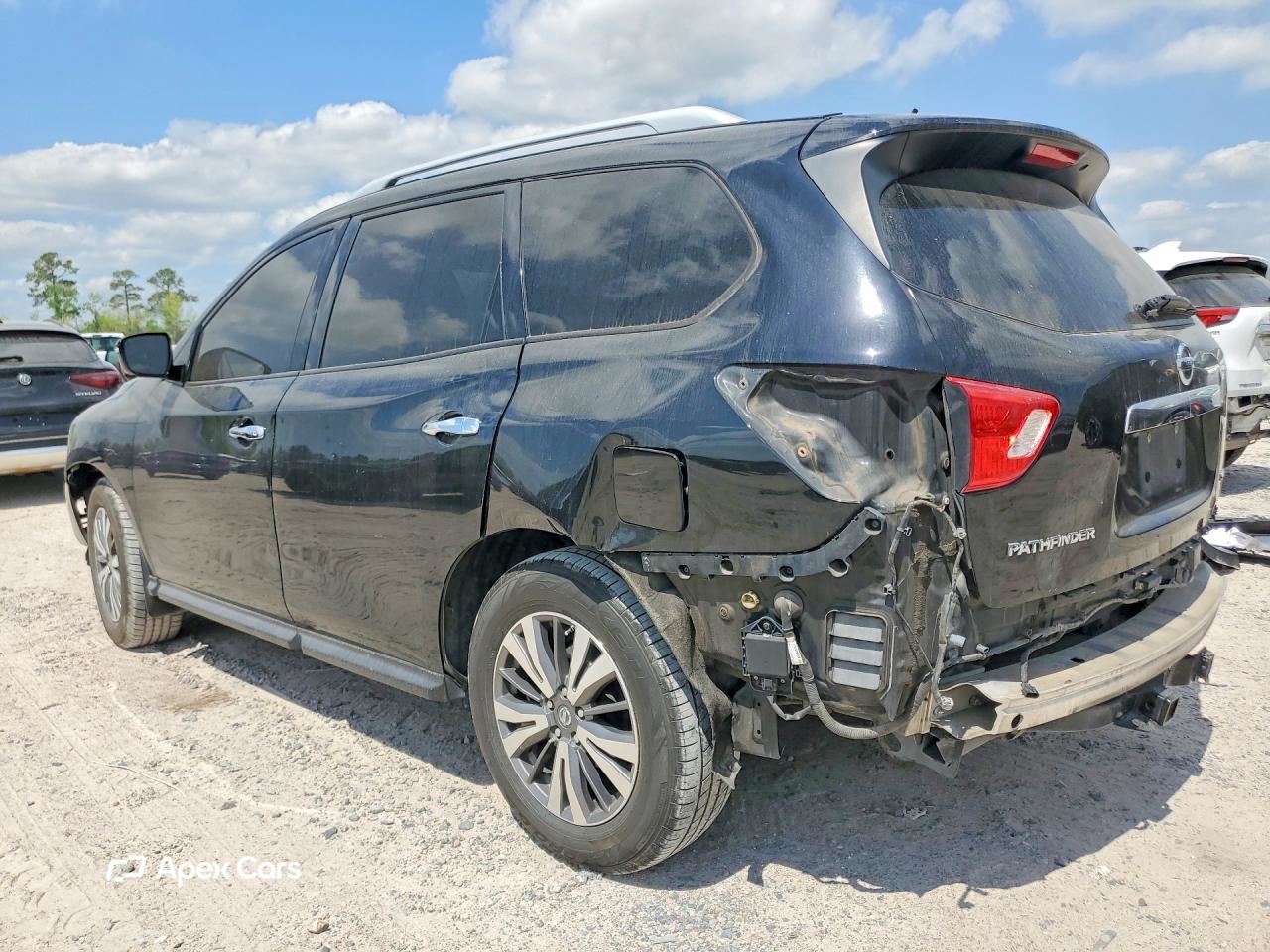 Nissan Pathfinder 2017