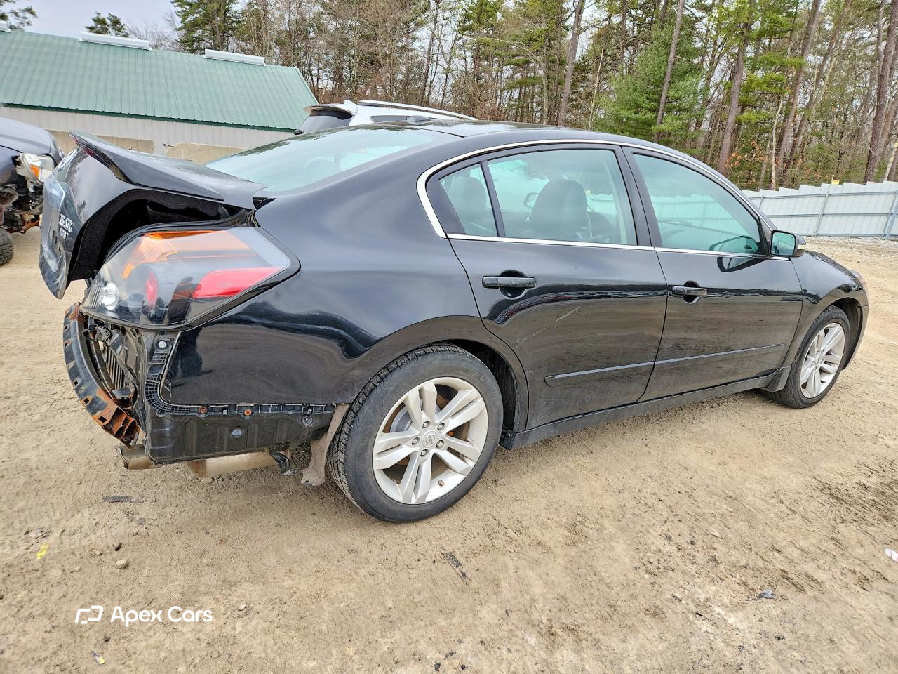 Nissan Altima 2011