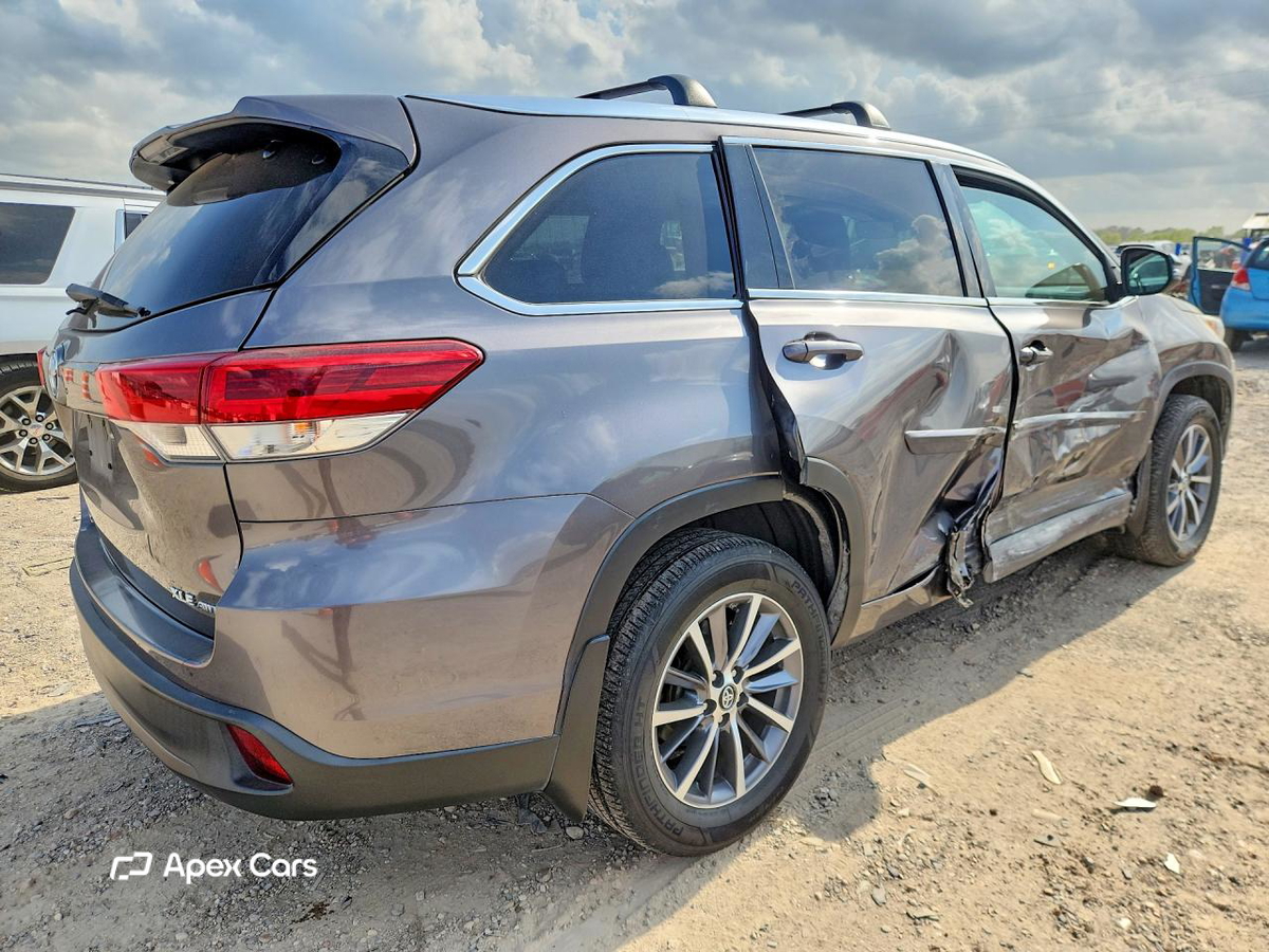 Toyota Highlander 2018