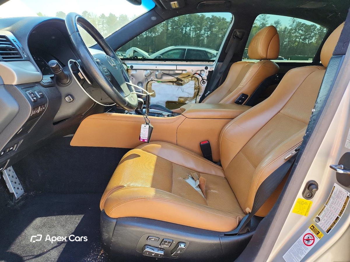 Lexus LS 2015