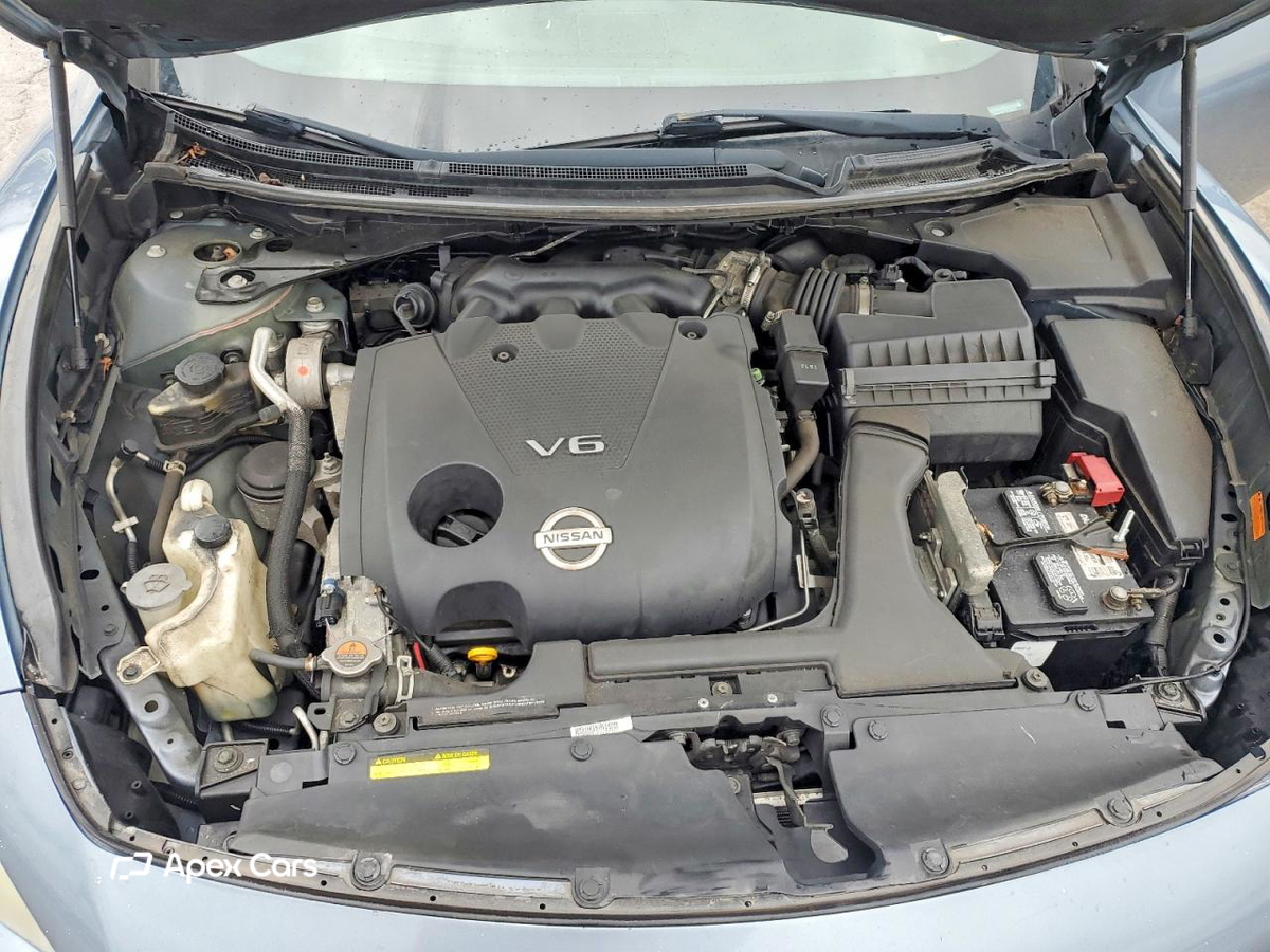 Nissan Maxima 2011