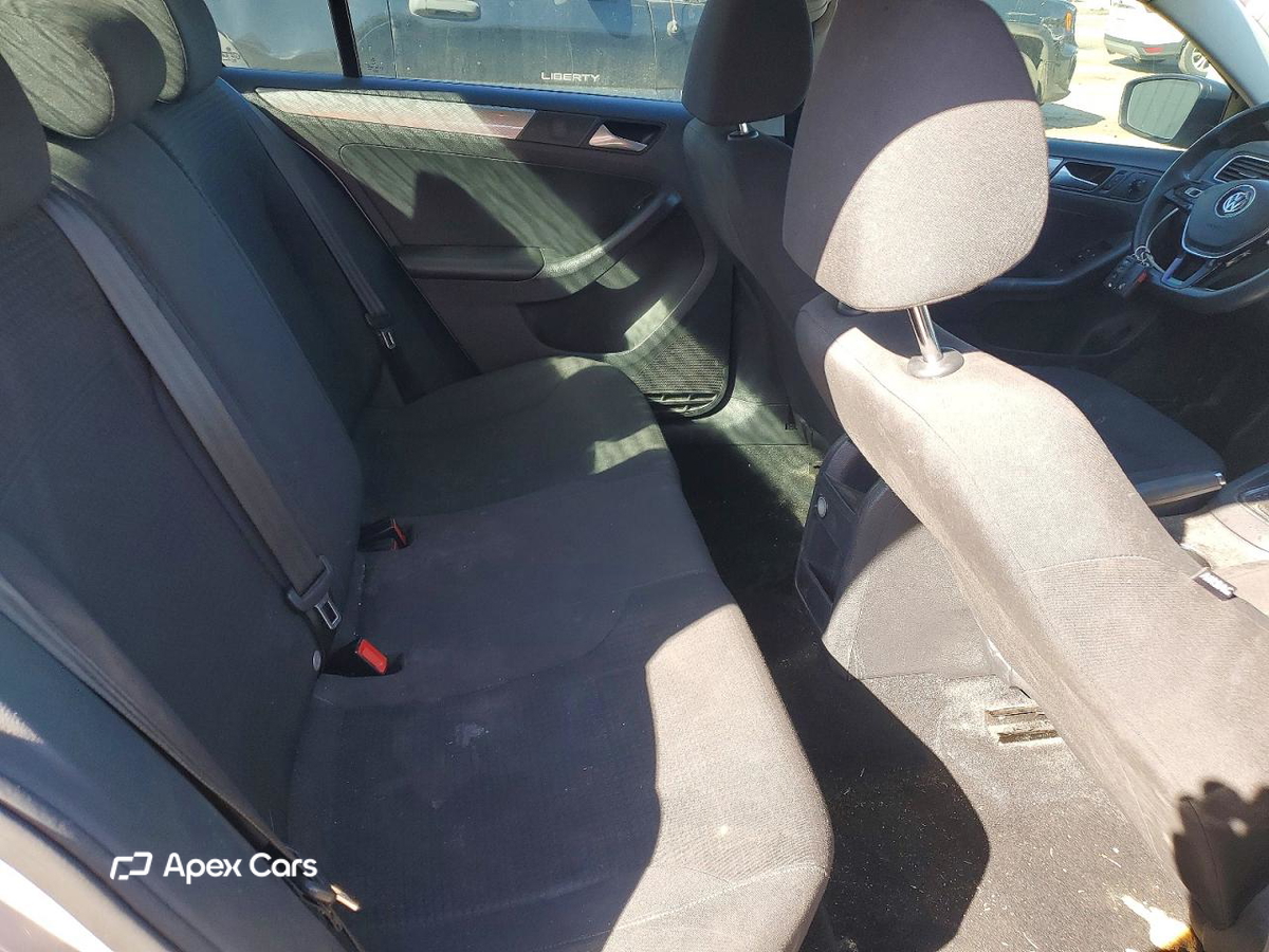 Volkswagen Jetta 2015