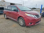 Toyota Sienna 2015