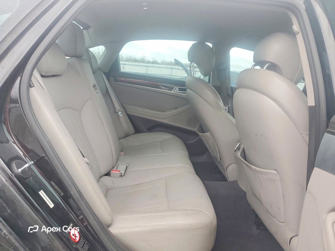 Hyundai Genesis 2015
