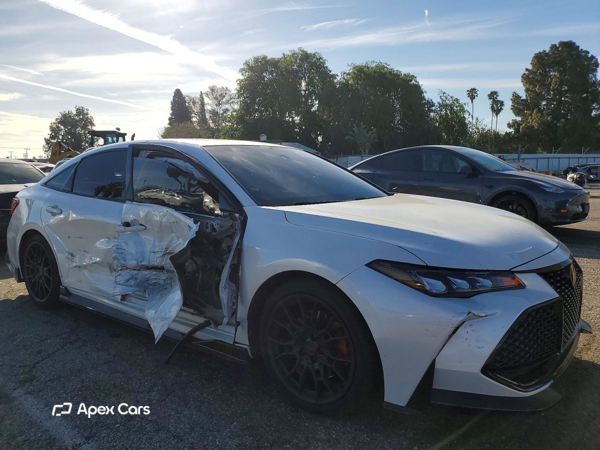 Toyota Avalon 2020