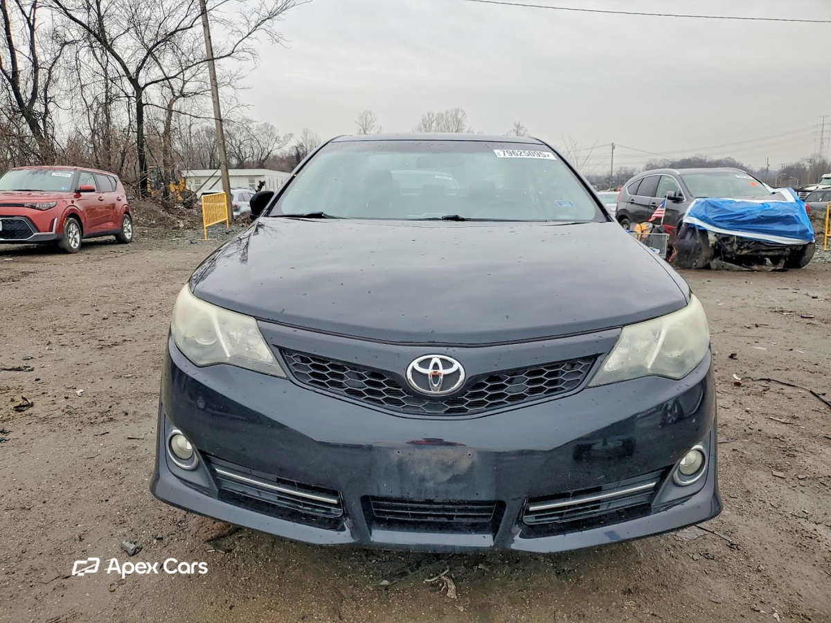 Toyota Camry 2012