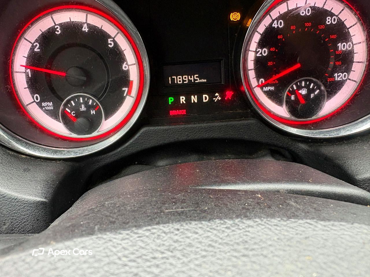 Dodge Caravan 2015