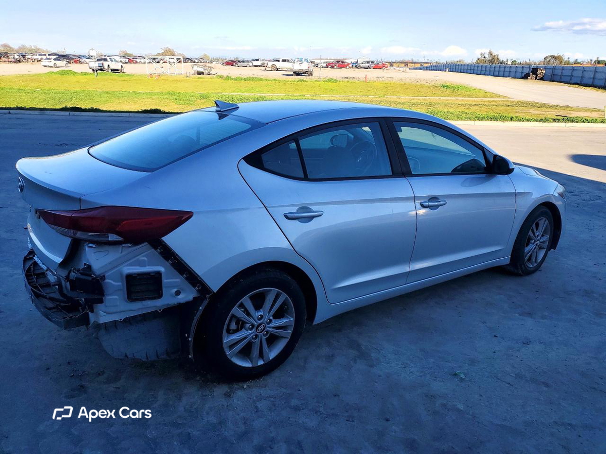 Hyundai Elantra 2018