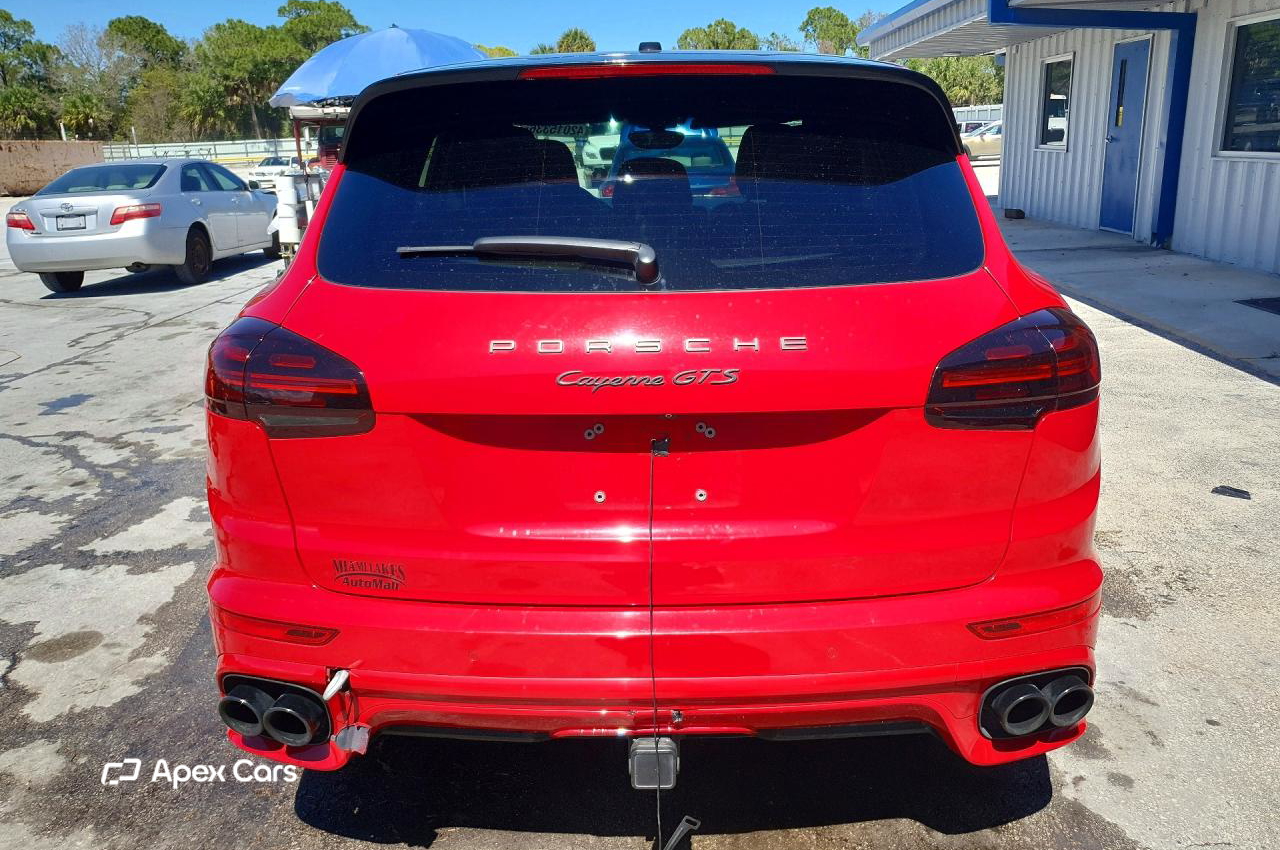 Porsche Cayenne 2016