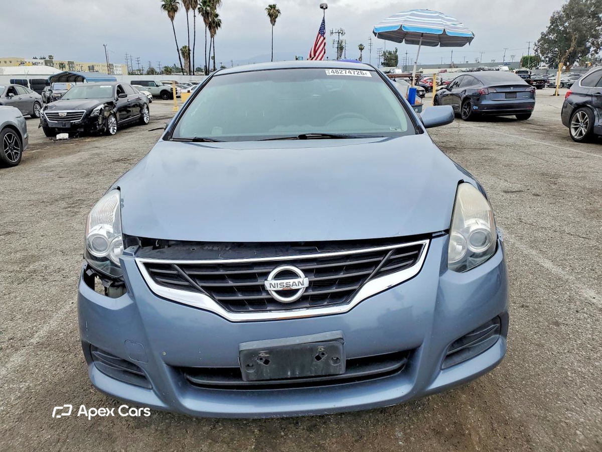 Nissan Altima 2012