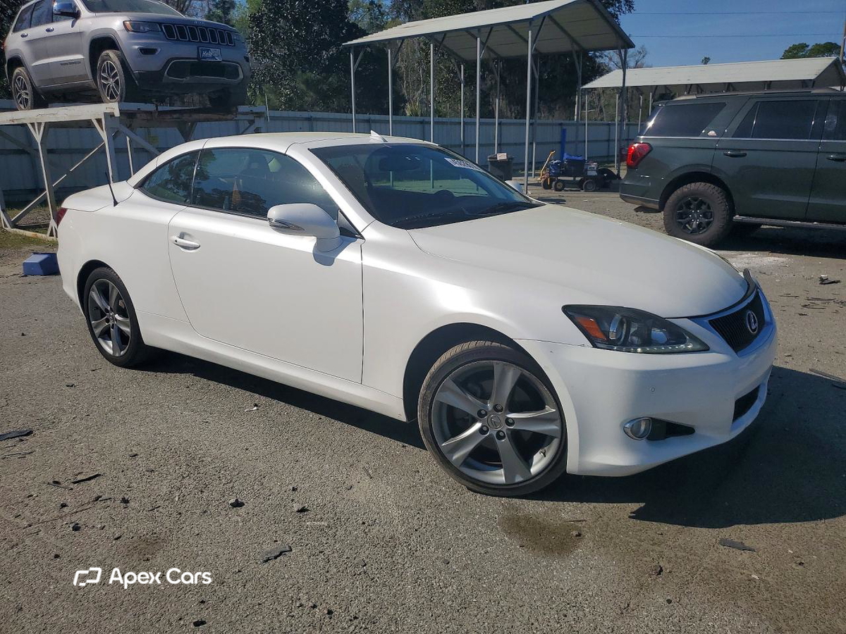 Lexus IS 2012