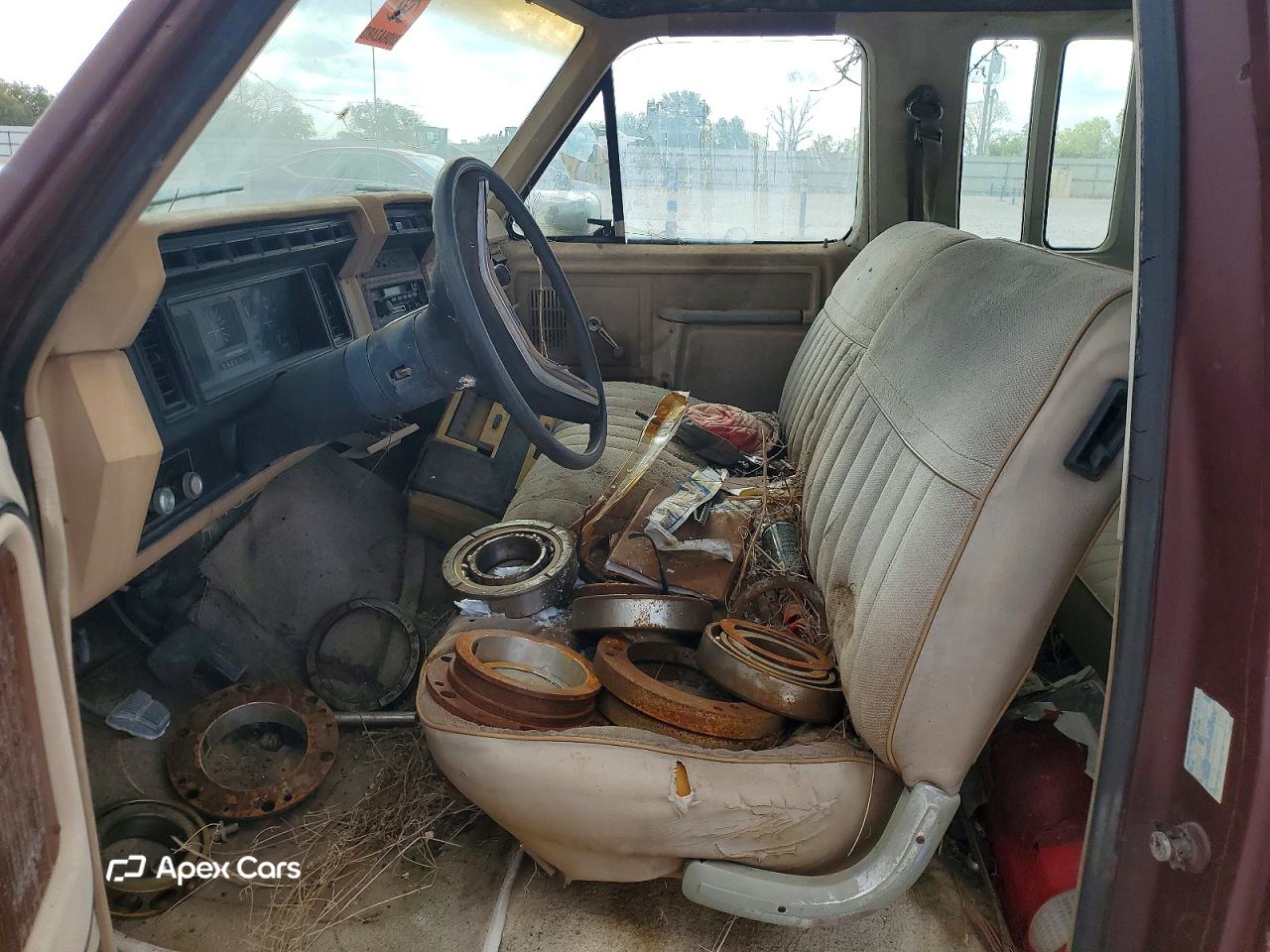 Ford F-150 1983