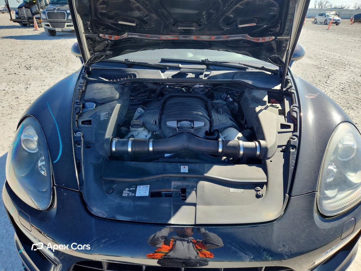 Porsche Cayenne 2013