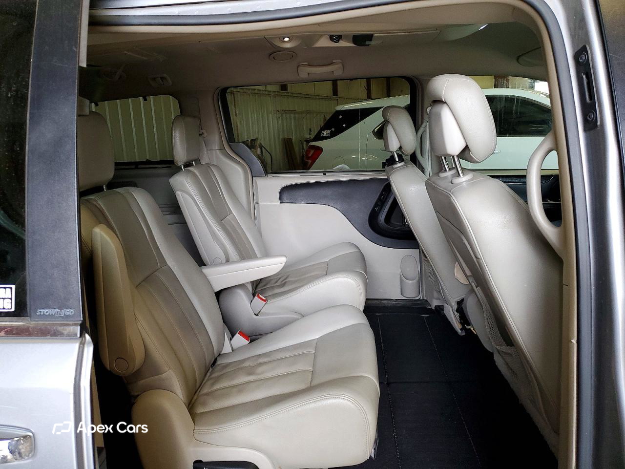 Chrysler Voyager 2013