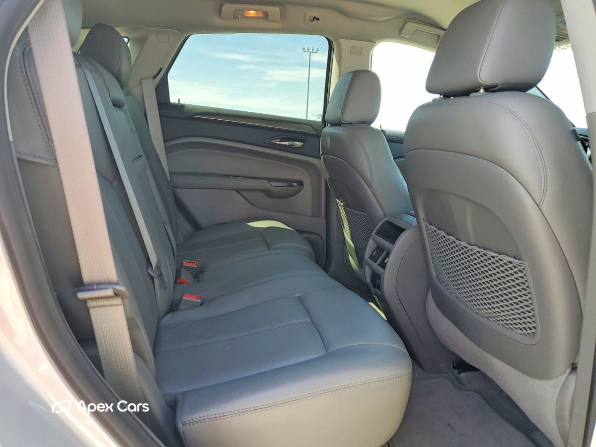 Cadillac SRX 2012