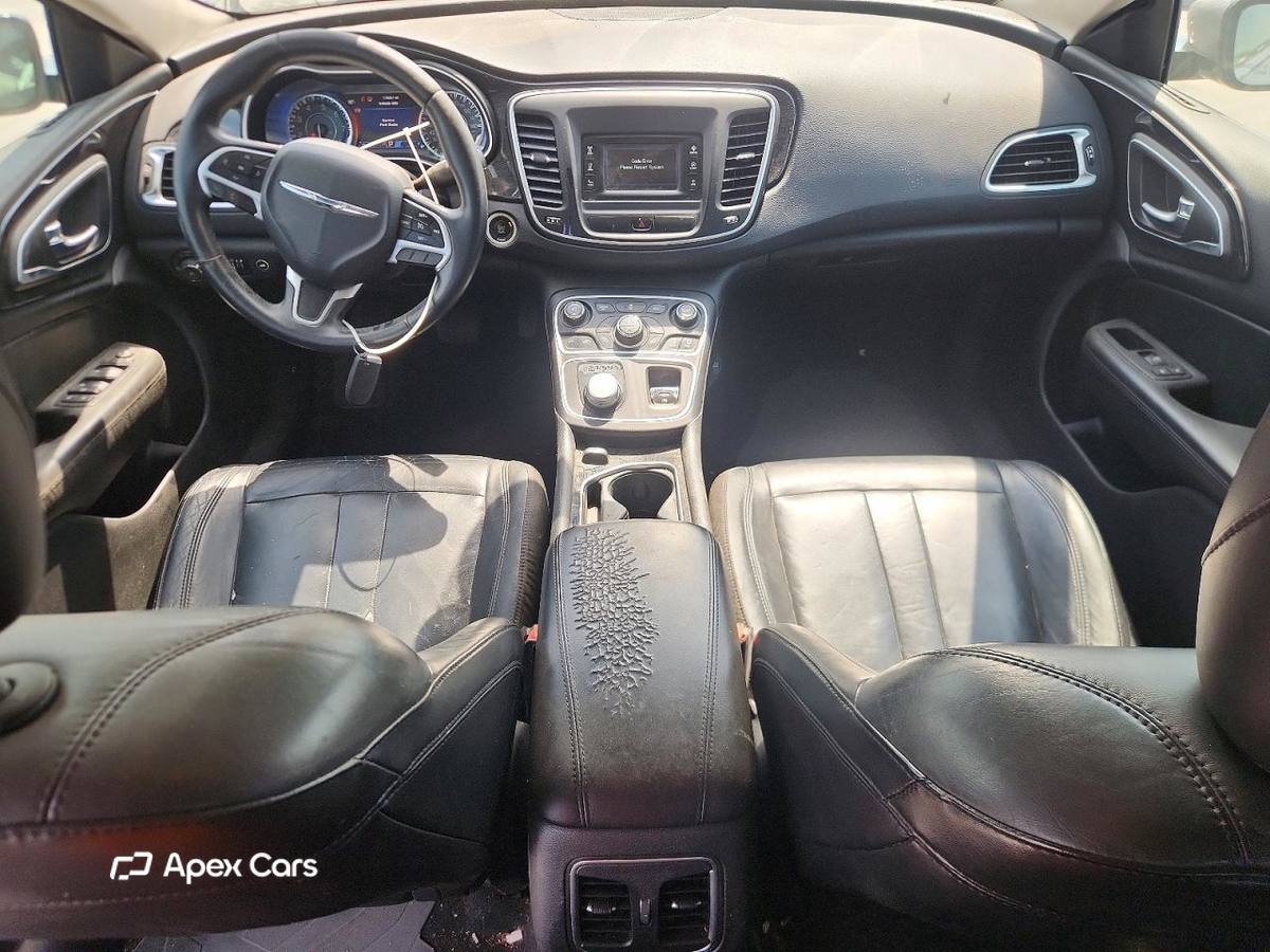 Chrysler 200 2015