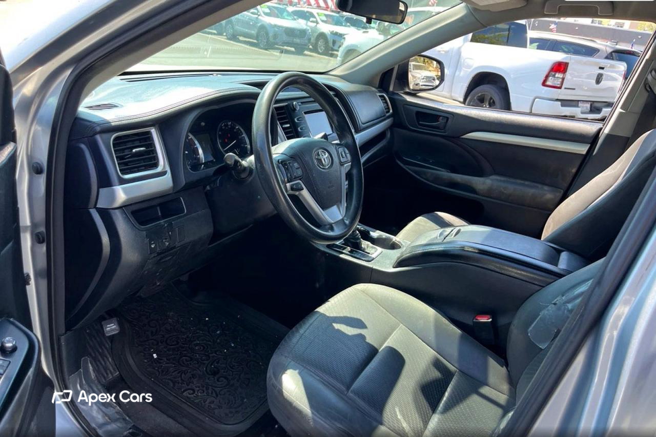 Toyota Highlander 2016