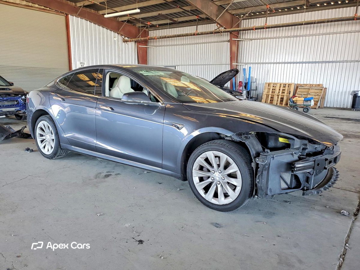 Tesla Model S 2017