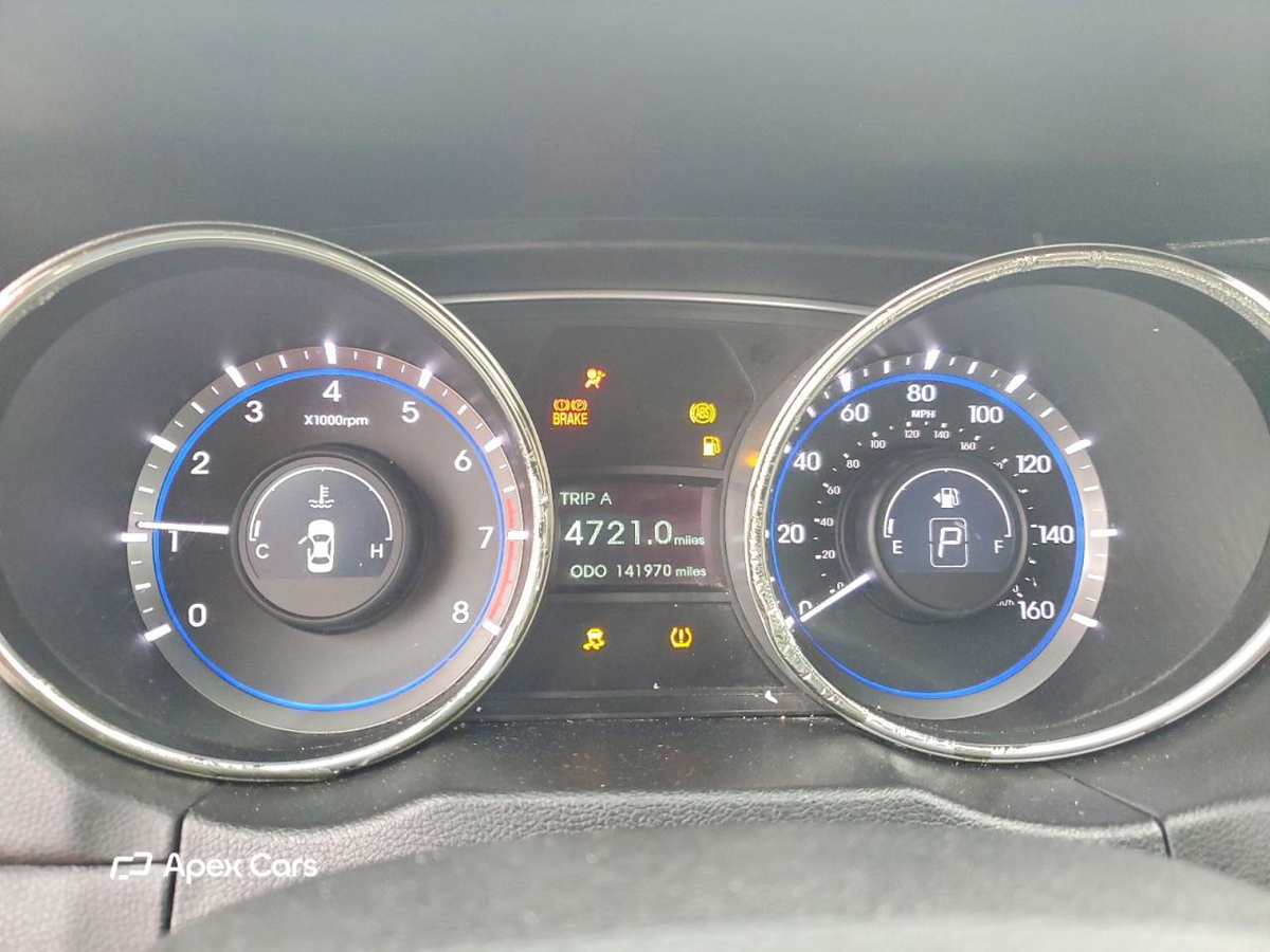 Hyundai Sonata 2011