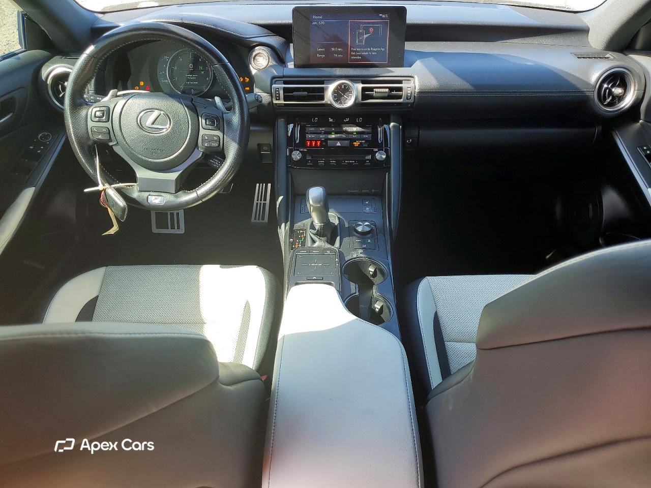 Lexus IS 2021