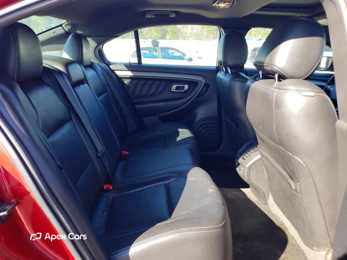 Ford Taurus 2015