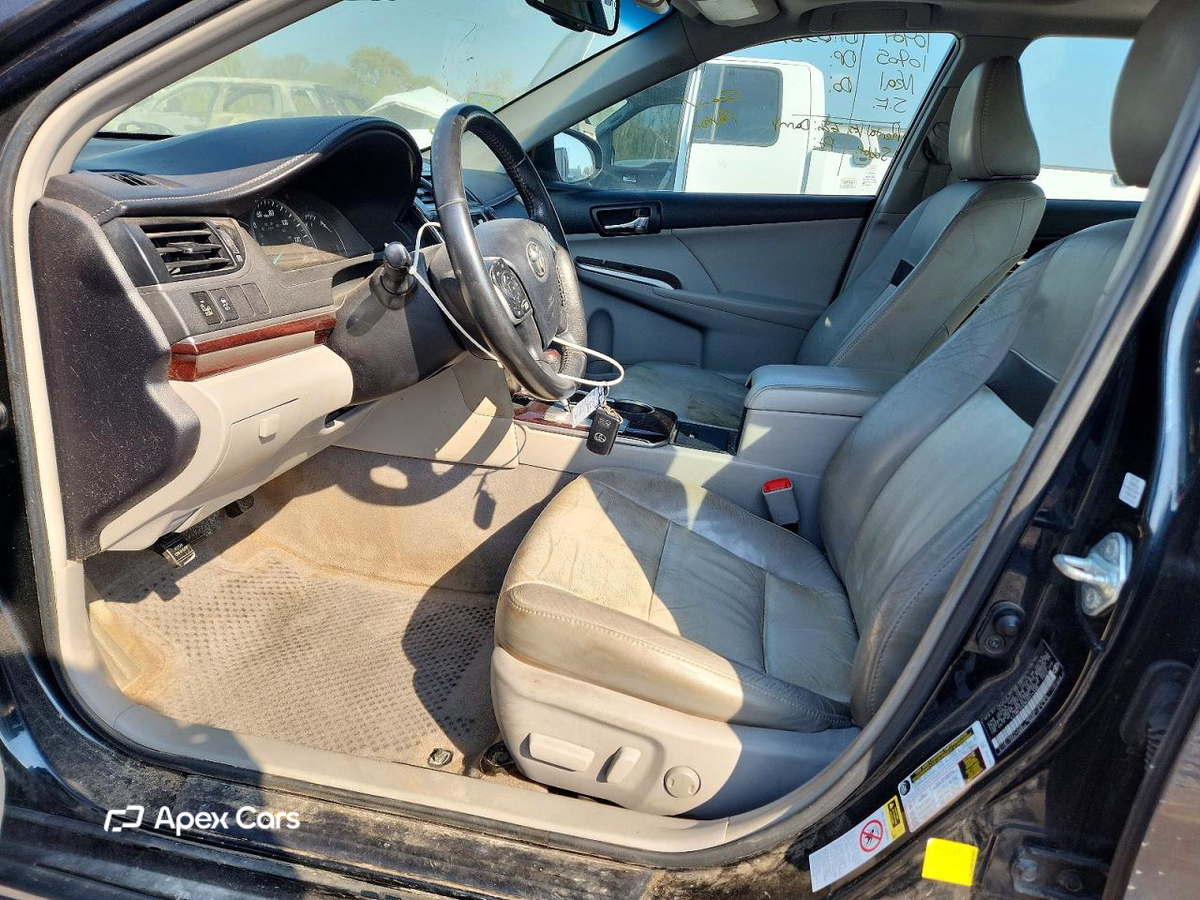 Toyota Camry 2012