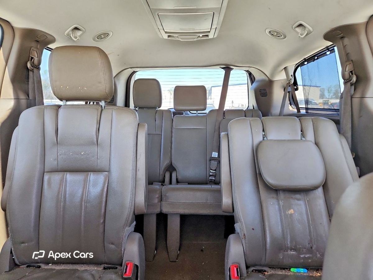 Chrysler Voyager 2015
