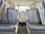 Toyota Sienna 2012