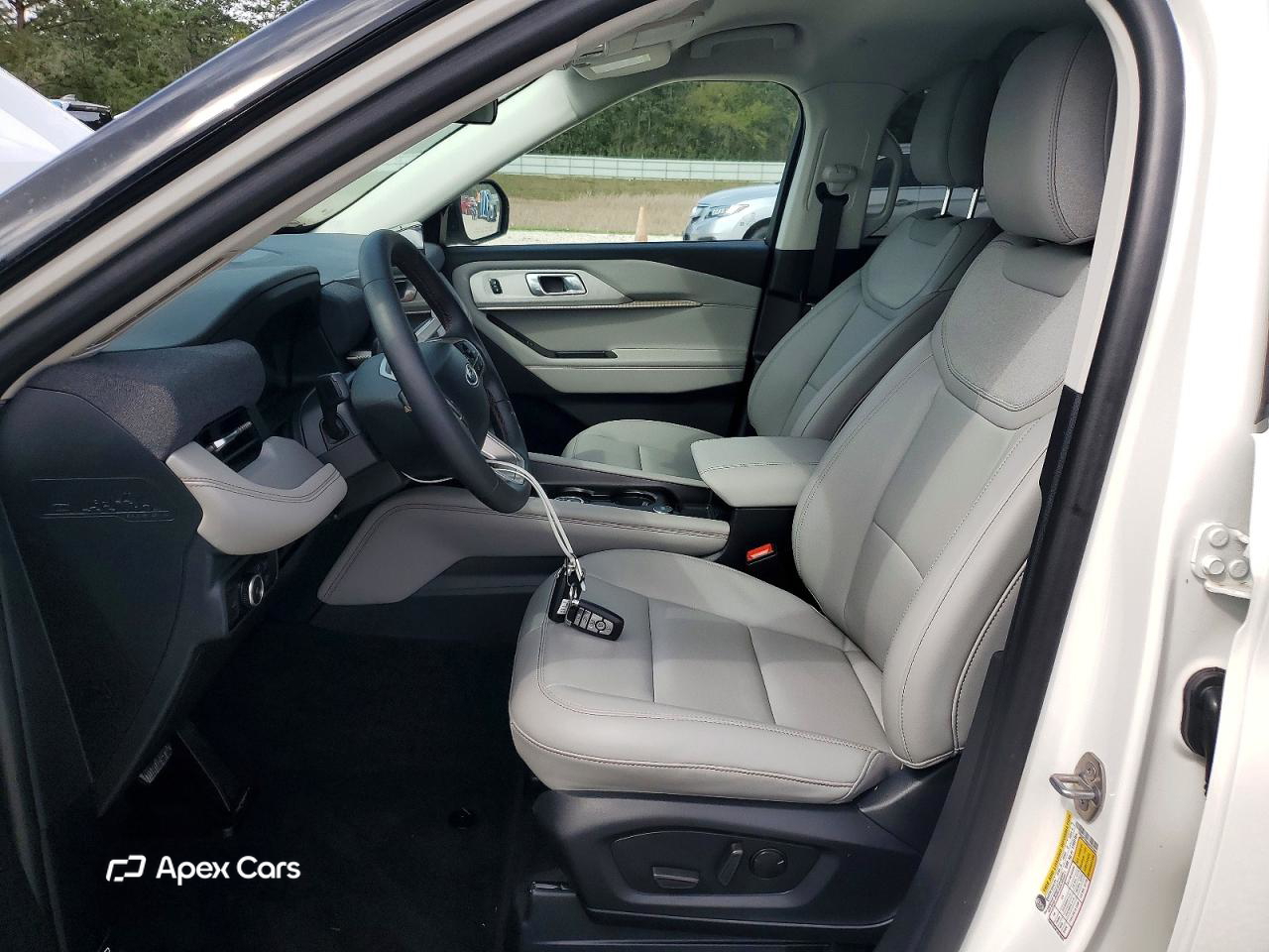 Ford Explorer 2025